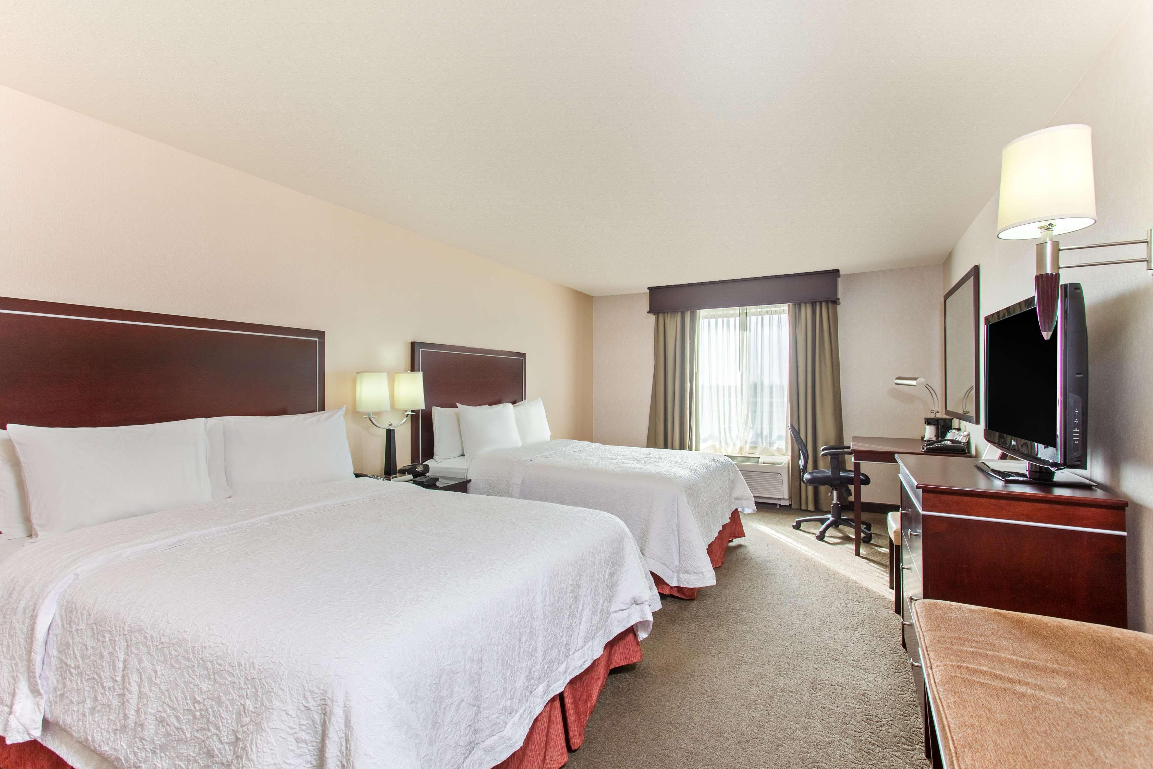 Hampton Inn & Suites Roseville Exteriör bild