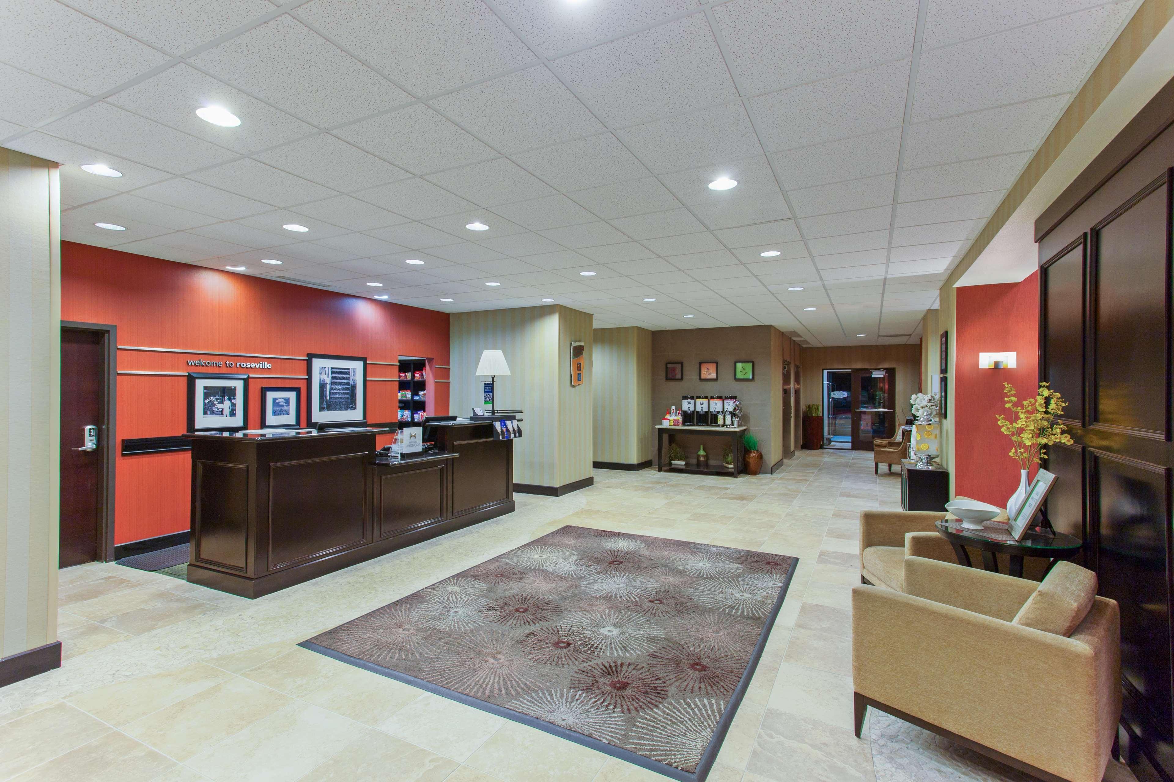 Hampton Inn & Suites Roseville Exteriör bild