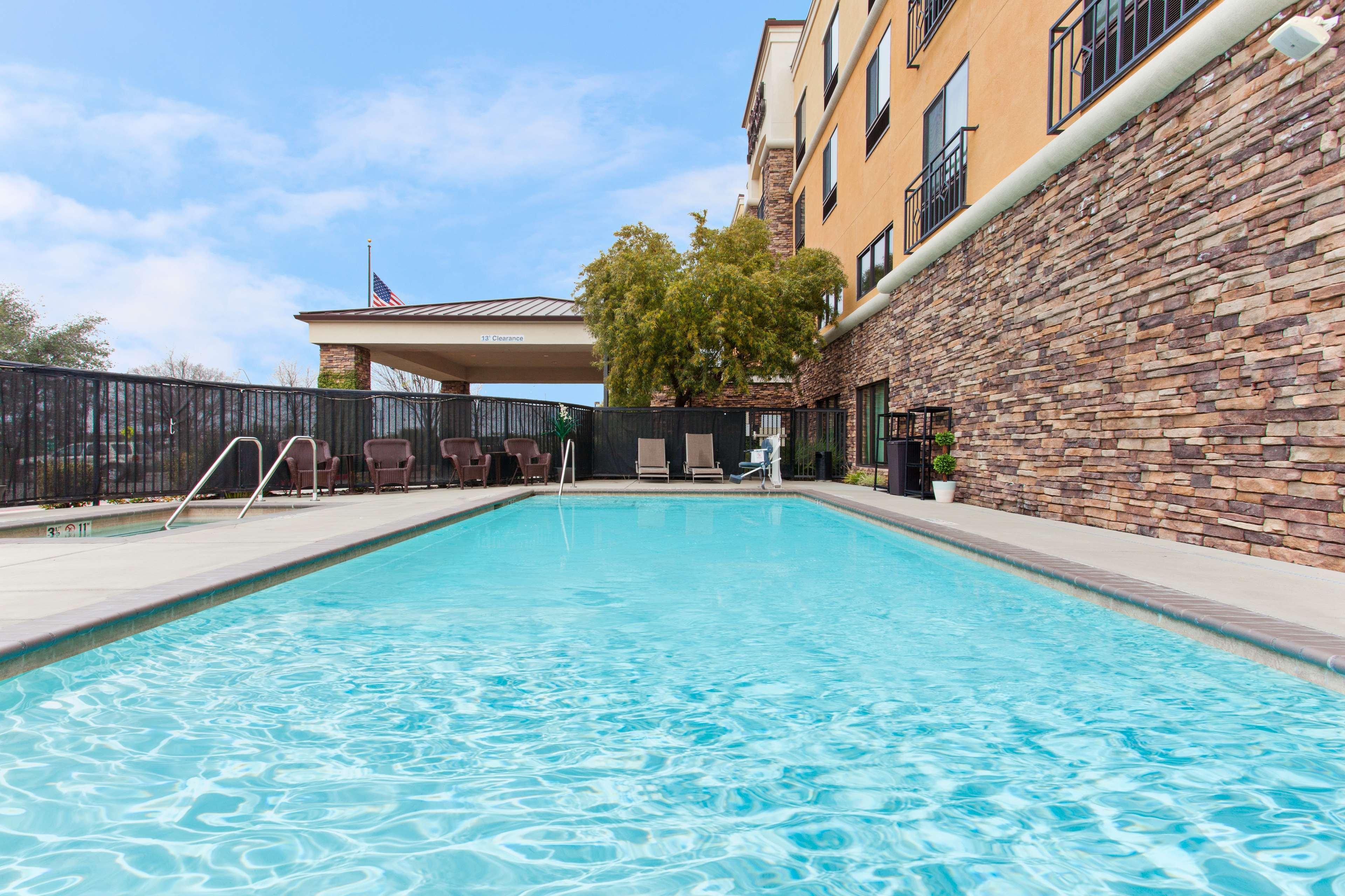 Hampton Inn & Suites Roseville Exteriör bild